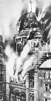 Retouch: Fire of the New Synagogue in Berlin, 1943