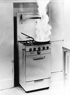 Frying: Fire safety in the kitchen