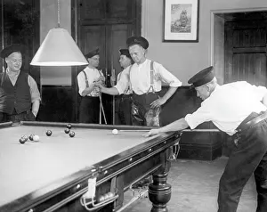 Billiard: Fire Station Recreation Room