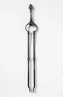 Tongs: Fire tongs