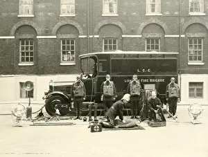Proto: Firefighters with one of the first emergency tenders