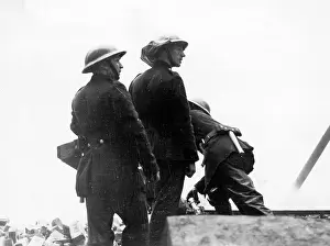 Rotherhithe: Firefighters at work in Rotherhithe Street, WW2