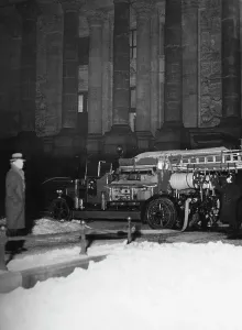 Beim: Firefighting operations of the fire department at the Reichs