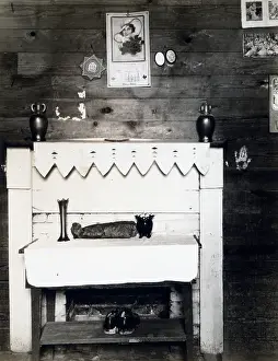 Burroughs: Fireplace in the bedroom of Floyd Burroughs, ?
