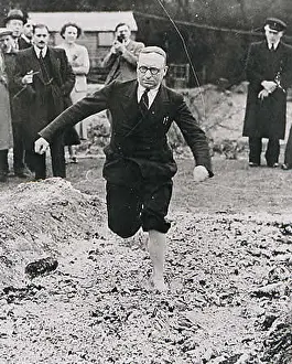 Firewalking: FIREWALKING/RUSSELL