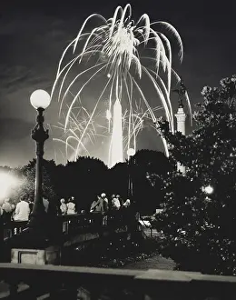 Rs5wnlcgr: Fireworks over the Washington Monument, 1934