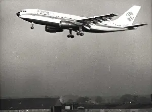 Hatfield: The first A300 F-WUAB during flight trials
