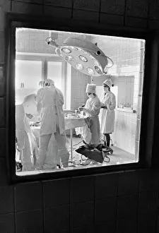 Surgeons: First aid centre