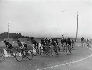 Tricycles: First bicycle cace at the Vienna High