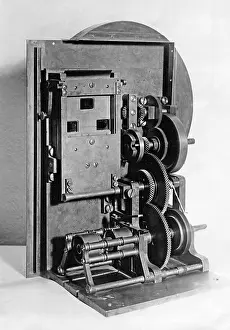 Lenses: First camera for color films from Messter