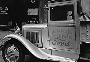 Lorrie: The first Ford truck built in Germany, 1931