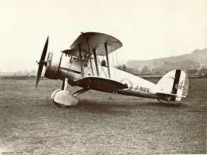Gauntlet: The first Gloster SS19B Gauntlet J9125
