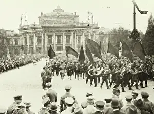 Plazas: First of May celebration in Vienna