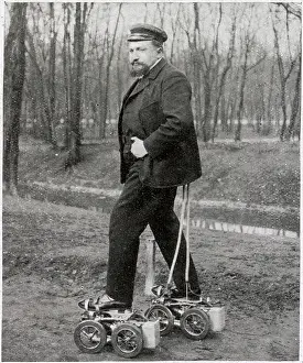 Constantini: First Motorized Skates in Paris 1906