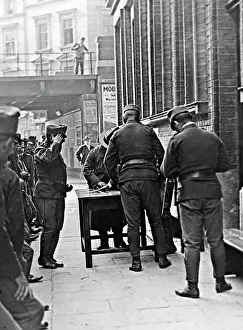 Wages: First payment of wages after the mobilization, 1914