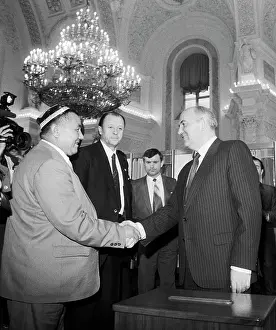 Shakes: First session of USSR People's Deputies Congress, 1989