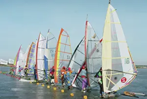 Tyumen: First stage of the Cup of Russia on winter Windsurfing
