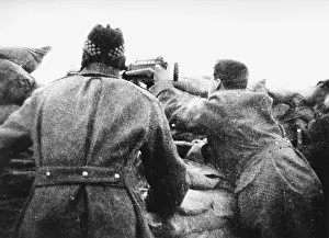 Breastwork: First Vickers Maxim gun, 1915