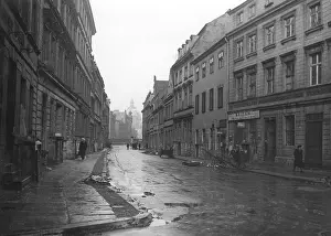 Articles: Fischerstrasse in Berlin, 1943