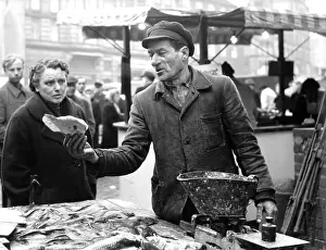 Spielen: Fish market in Altona