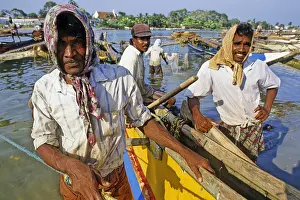 Colombo: Three fishermen, Sri Lanka