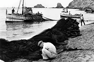 Mends: FISHING NETS/ALMUNECAR
