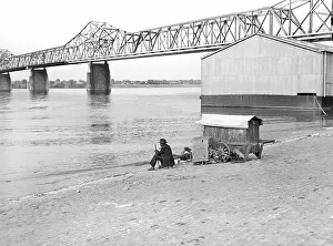 Louisville: Fishing - River - Louisville