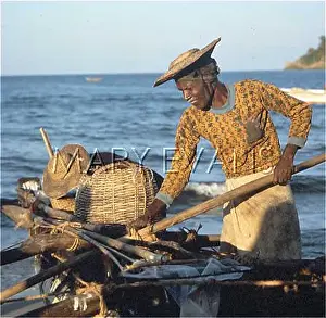 Trincomalee: FISHING/SRI LANKA 1985