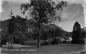 Fitz: In Fitz Park, Keswick