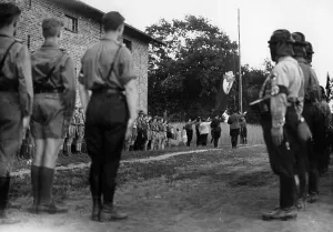 Flagpole: Flag hoisting at the inauguration ceremony of the motor