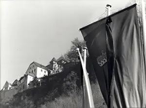 Vaduz: Flags - Maps