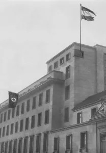 Conservatives: Flags at the Reich Chancellery in Berlin, 1933