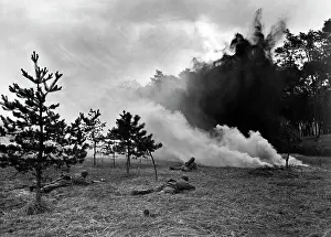 Paratroopers: Flamethrower during a demonstration, 1941