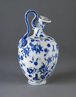 Flasks: Flask of imitation porcelain