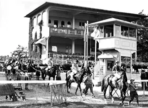 Jockeys: Flat racing track Hoppegarten 1934