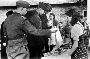 Useful: Flea market during the war, 1940