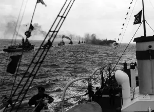 Minesweepers: Fleet review before Adolf Hitler, 1936