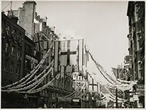 Strung: Fleet Street, London