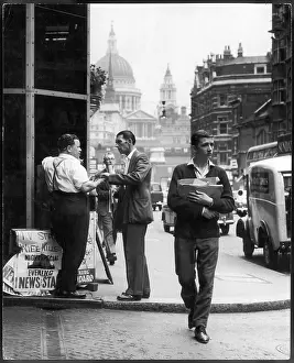 Gerald Wilson Collection: FLEET STREET SCENE