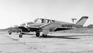 Fatal: Fleet Super Bonanza N174SV