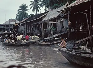 Klong: Floating bazaar - Thailand