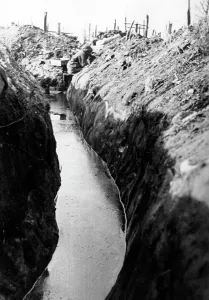 Northwest: Flooded trench in Welisch, 1943