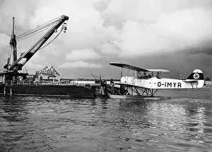 Glider: Flugsicherungsschiff - flight safety vessel