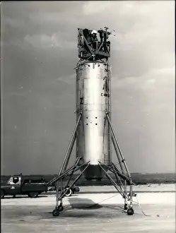Atar: Flying Atar vertical jet demonstration at Le Bourget, Paris