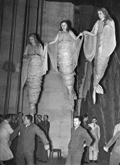 Dramatics: FLYING MERMAIDS