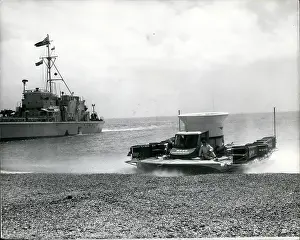 Runaground: Flying Saucer hovercraft demonstration, Eastney