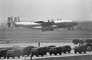 Domodedovo: Flypast in Domodedovo airport