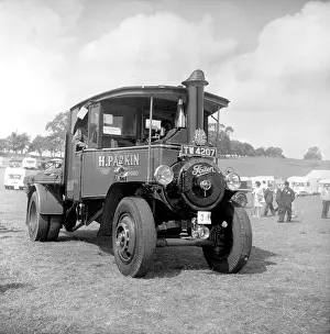 The William Kerry Collection: Foden Steam Wagon number: 12364, Tiny