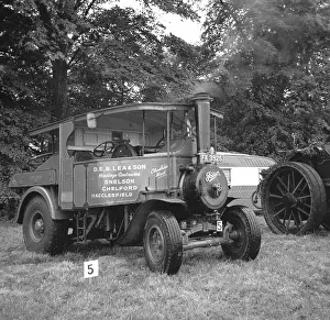 Regn: Foden Tractor number: 13222, Elizabeth