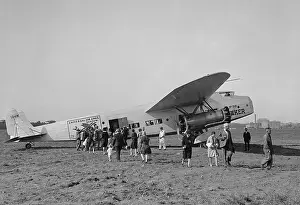 Low Wing: Fokker transport plane of Universal Air Lines System